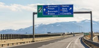 Bani pentru bugetari si pensionari, poduri noi si autostrazi vechi