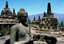 Top 10 cele mai bogate temple din lume