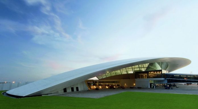 Top 10 cele mai frumoase aeroporturi din lume
