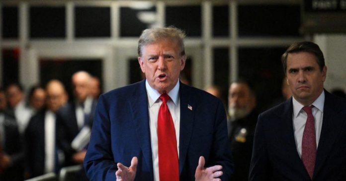 procesul-lui-trump-incepe-intr-o-premiera-istorica-pentru-un-fost-presedinte.jpg