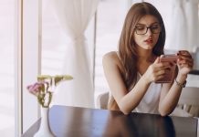 Cum obtii numarul ei de telefon rapid!Trecerea de la aplicatia de dating la o intalnire